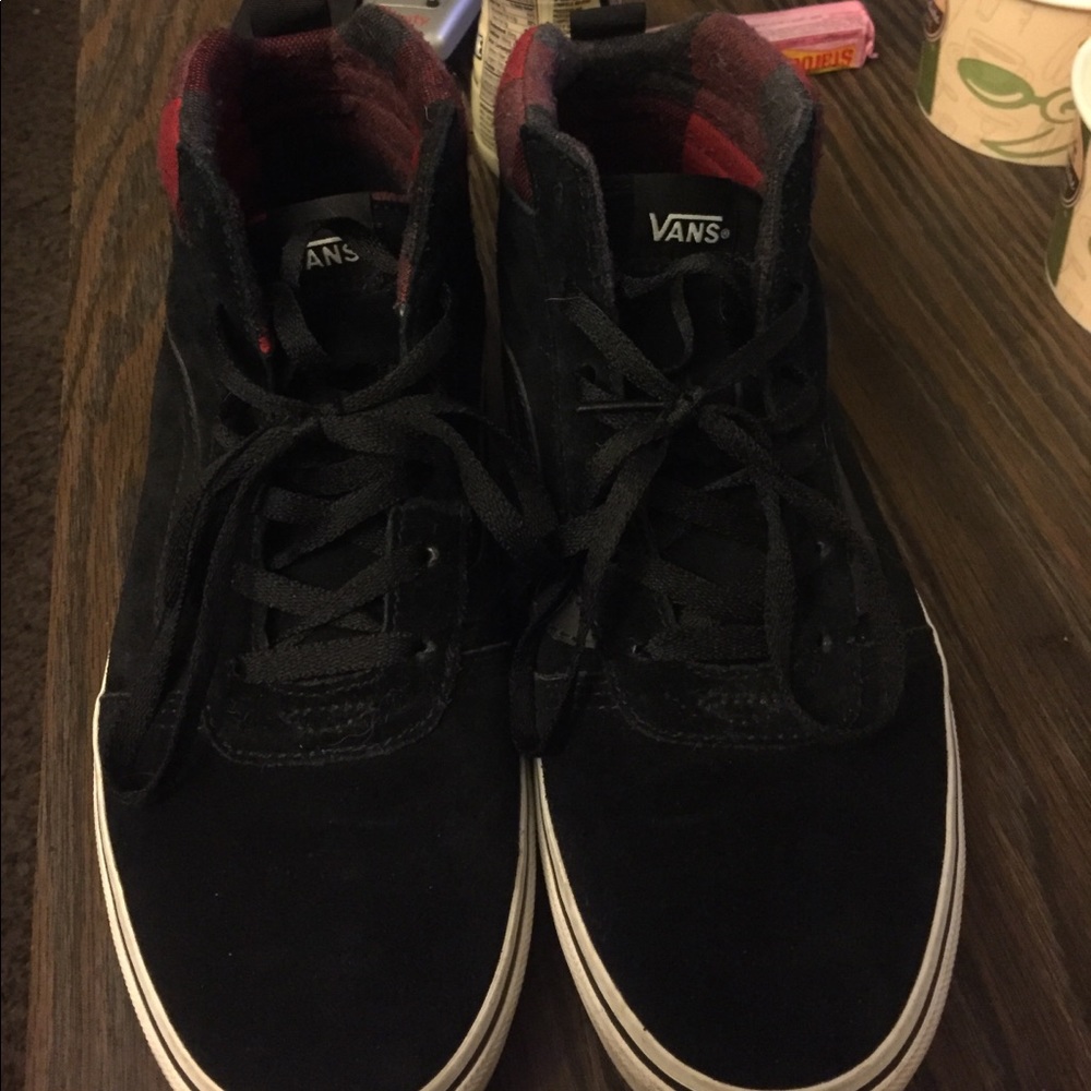Pair of mid top vans